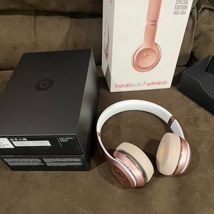 Beats solo 3 wireless rose gold